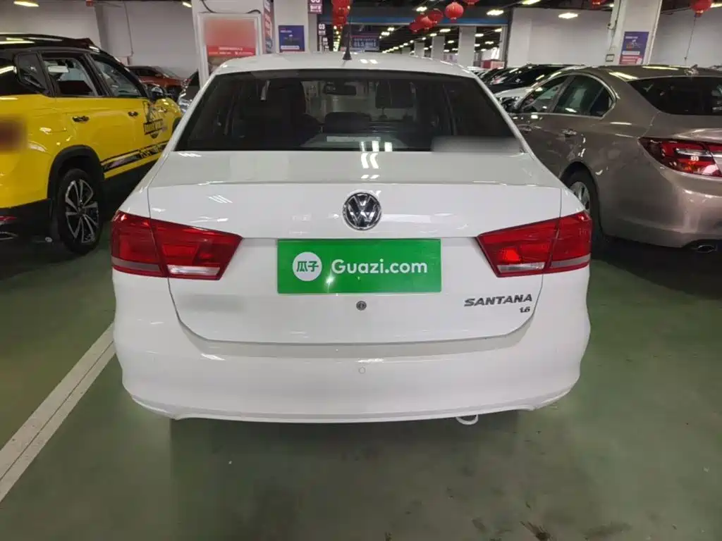 Volkswagen Santana — миниатюра 6