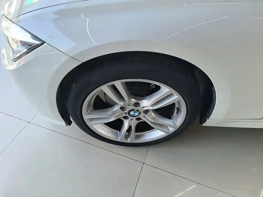 BMW 3 Series — миниатюра 23