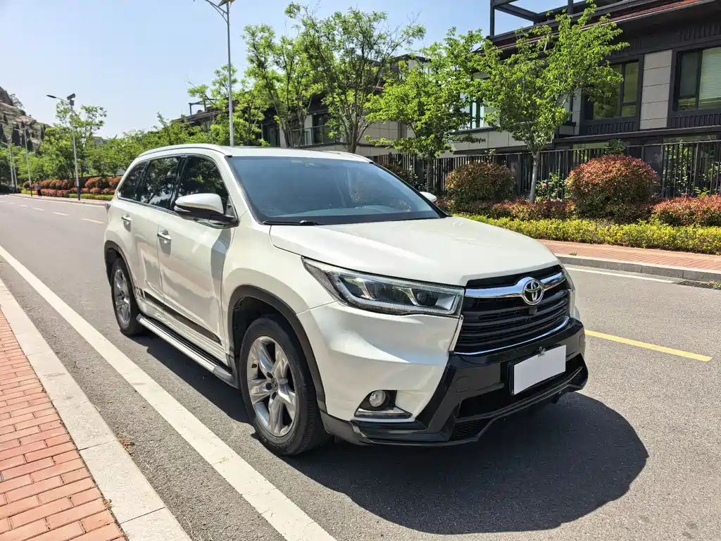 Toyota Highlander 2015