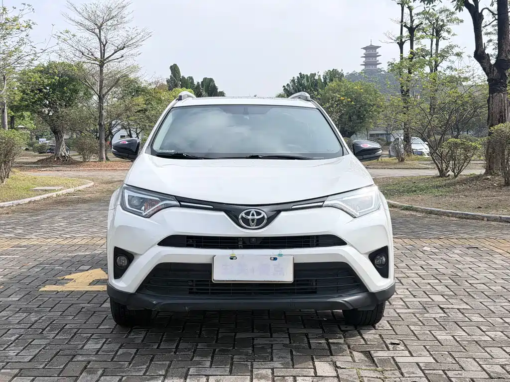 TOYOTA RAV4 RONGFANG
