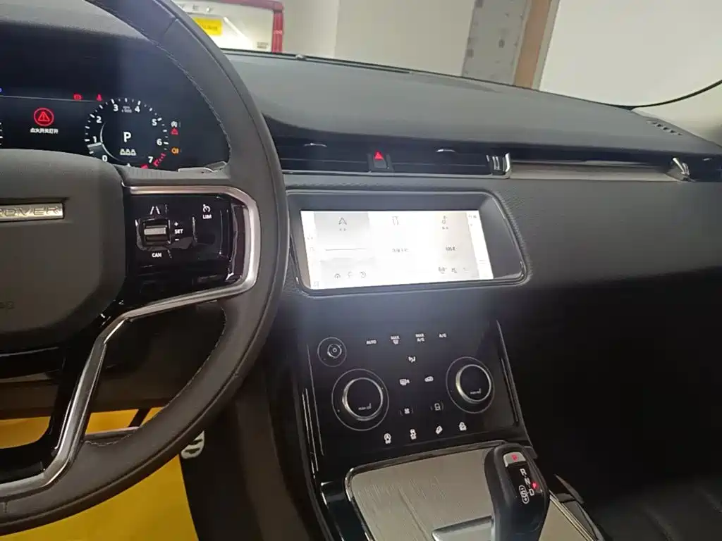 Land Rover Evoque — миниатюра 13