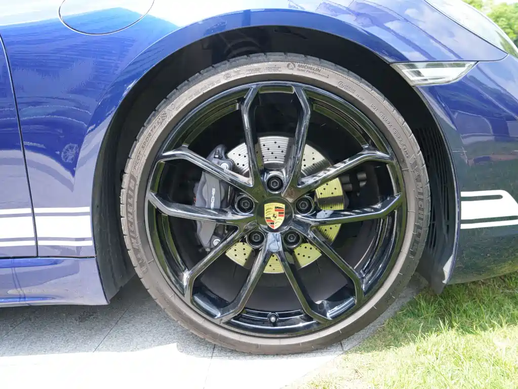 Porsche 718 - фото 12