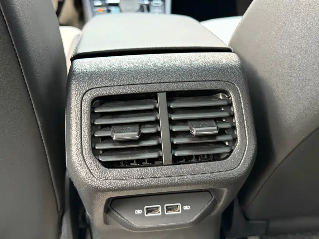 Volkswagen Bora — миниатюра 6