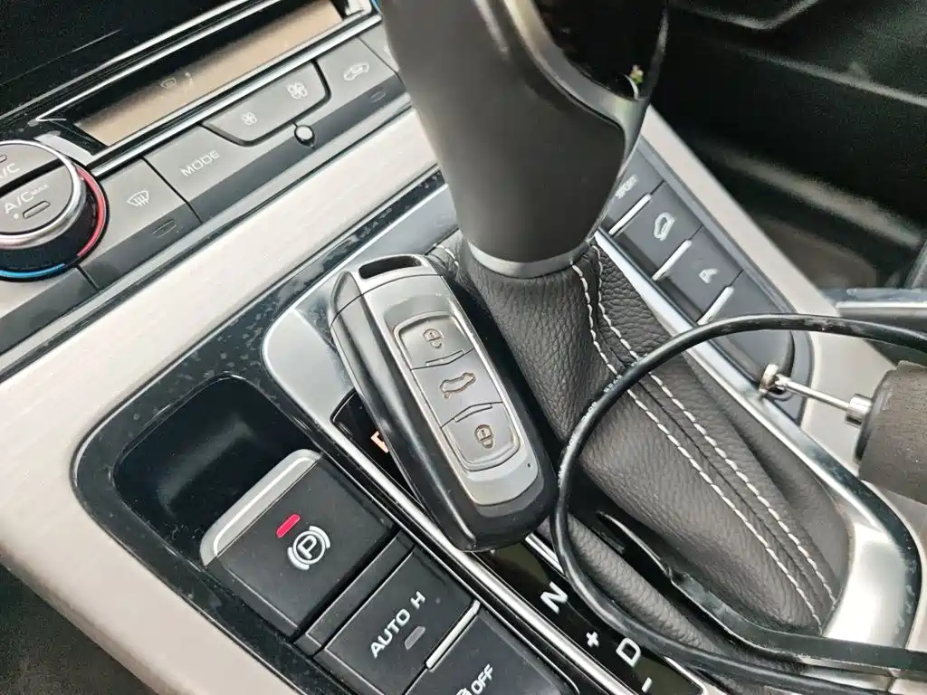 Geely Boyue — миниатюра 12