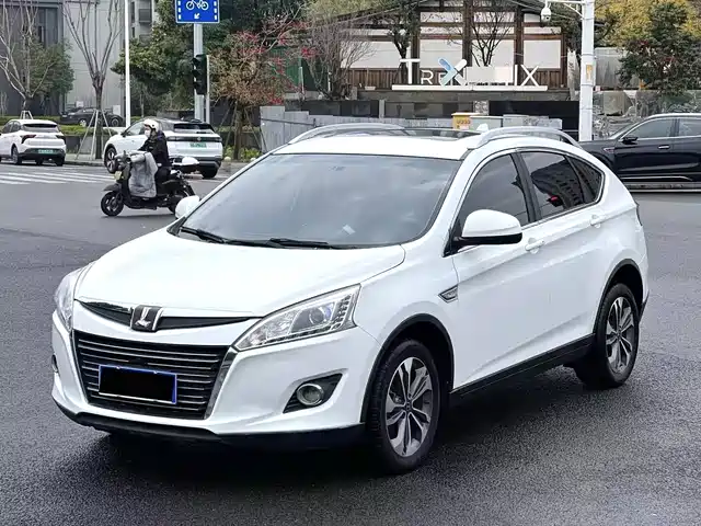 luxgen excellent-6-suv