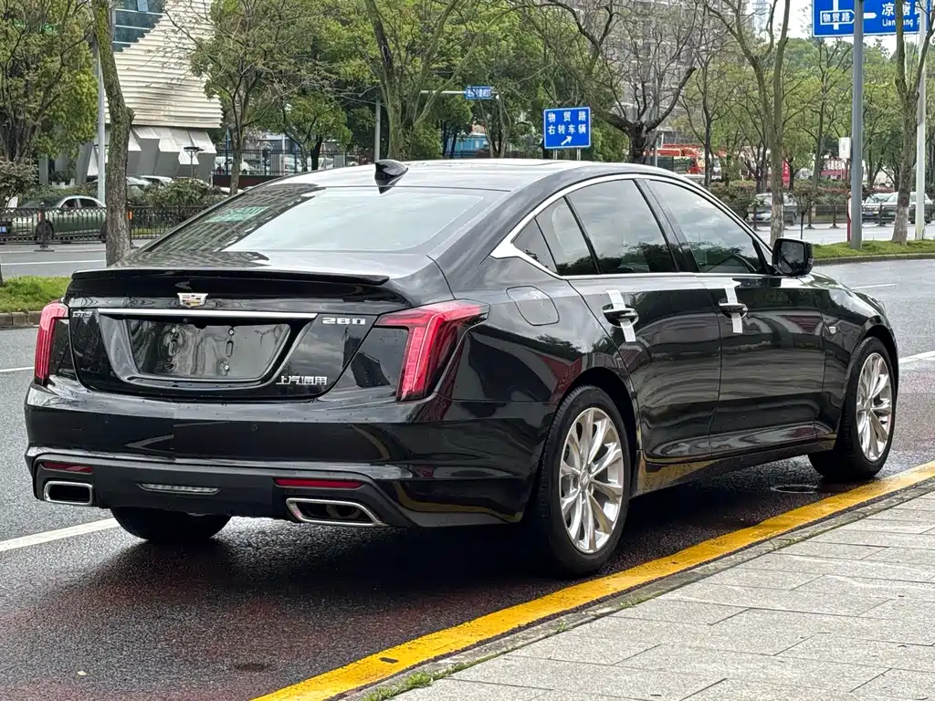 Cadillac CT5 — миниатюра 9