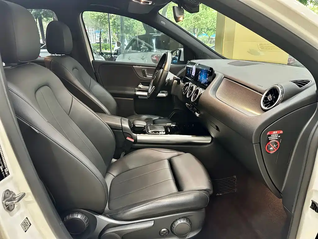 Mercedes-Benz B-Class — миниатюра 10
