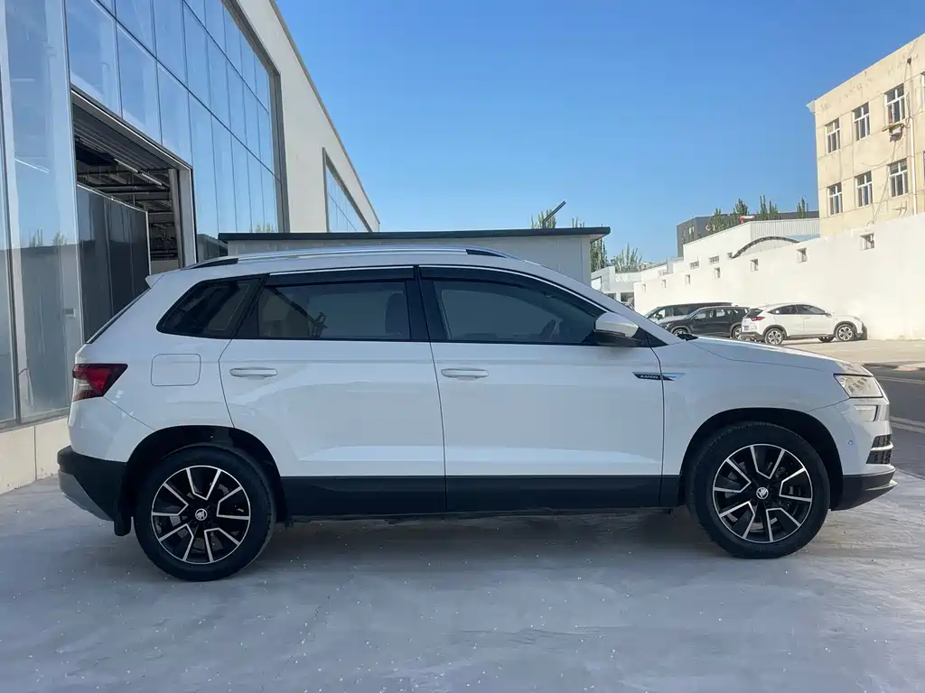 Skoda Karoq — миниатюра 11