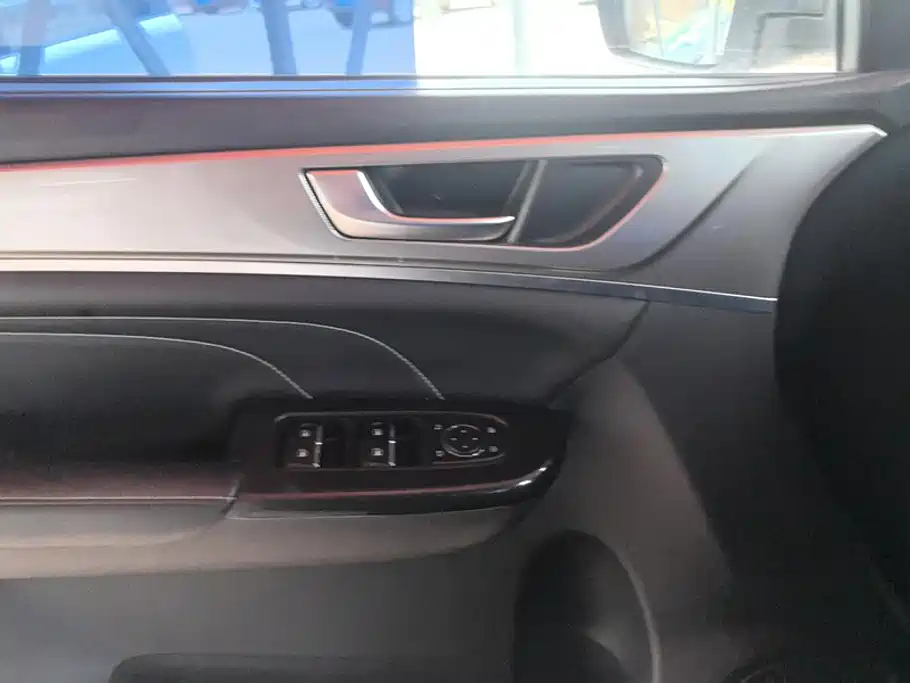 Haval M6 — миниатюра 7