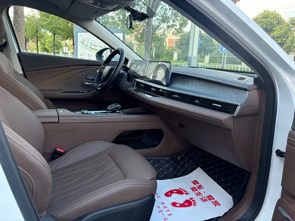 Chery Arrizo 8 — миниатюра 10