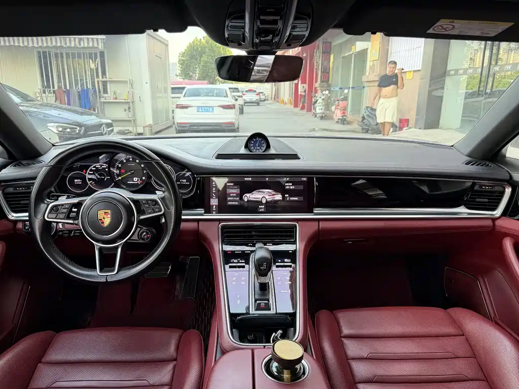 Porsche Panamera Hybrid — миниатюра 5