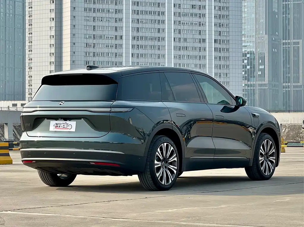 NIO NIO ES8