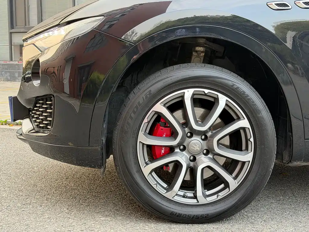 Maserati Levante — миниатюра 20