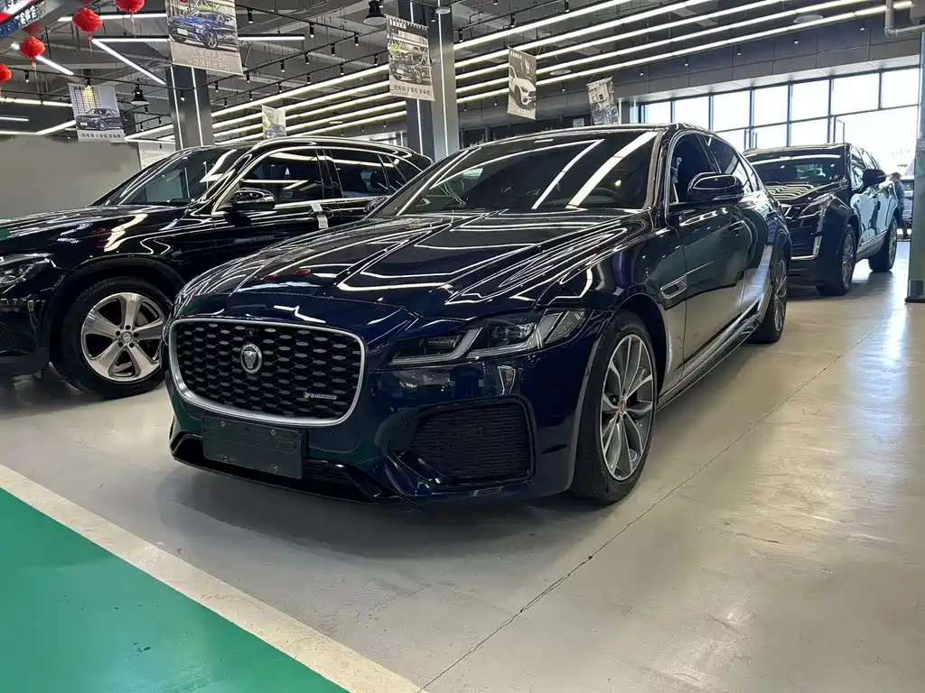 Jaguar XFL 2021