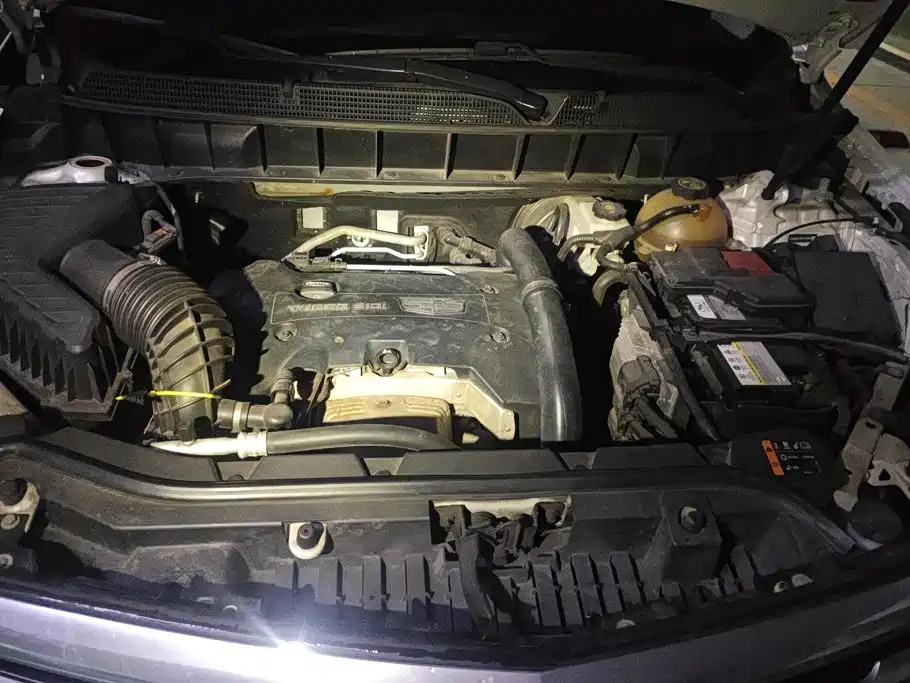 Cadillac XT5 — миниатюра 10