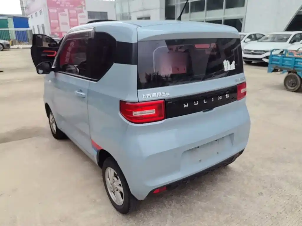 Wuling MINIEV — миниатюра 5