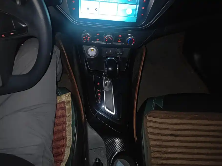 Nissan Bluebird — миниатюра 16