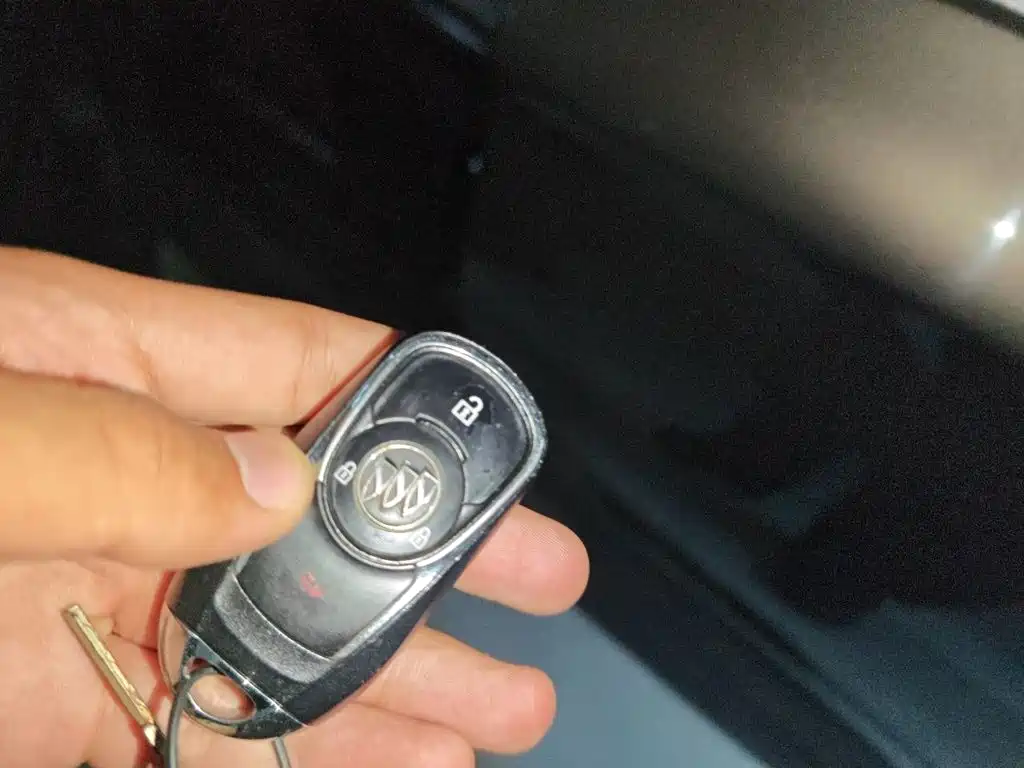Buick Envision Plus — миниатюра 12
