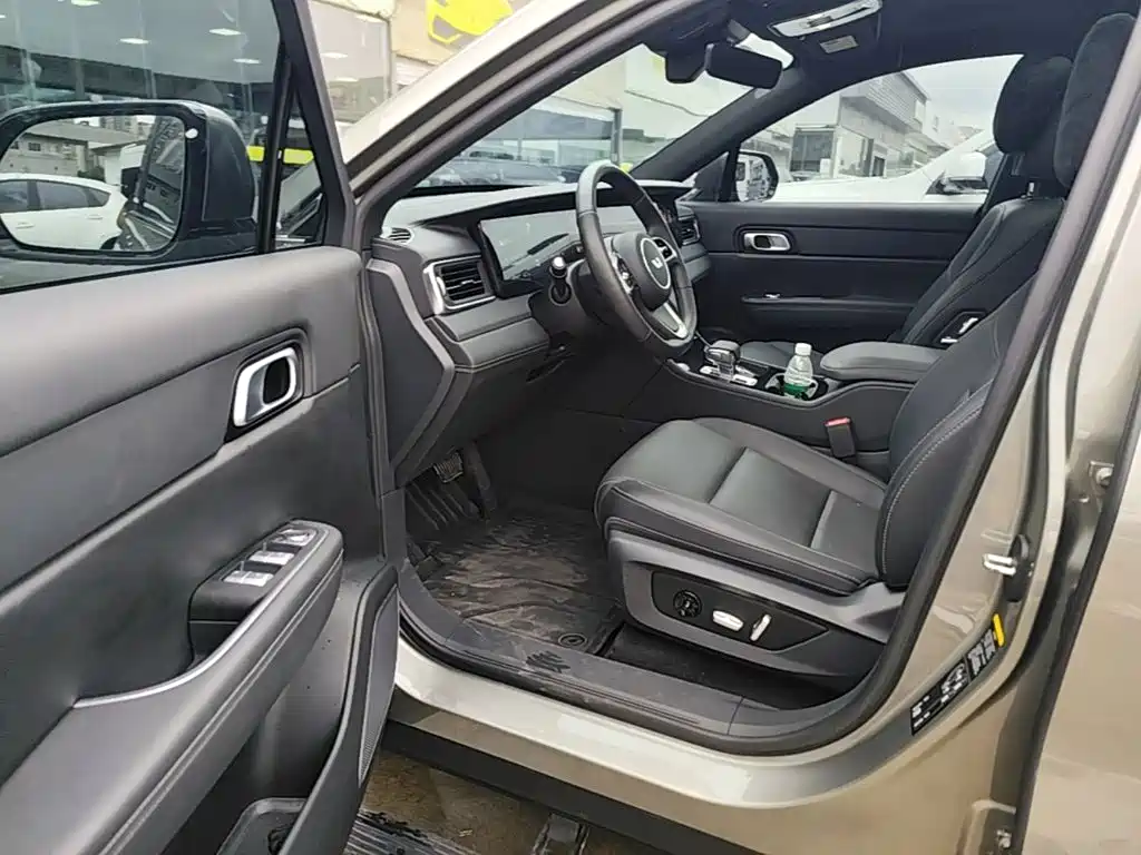 Li Auto Li ONE — миниатюра 12
