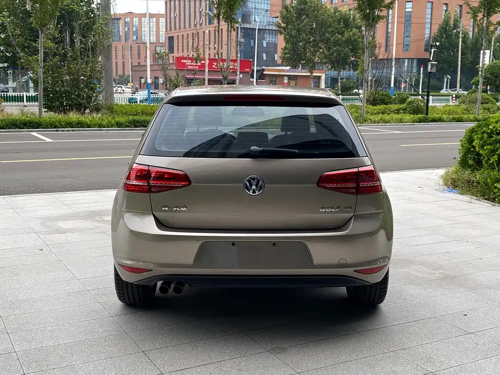 Volkswagen Golf — миниатюра 15