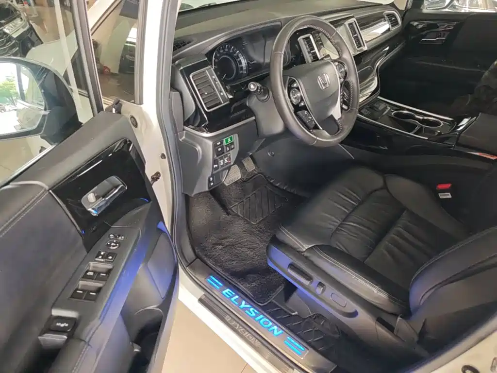 Honda Elysion — миниатюра 16