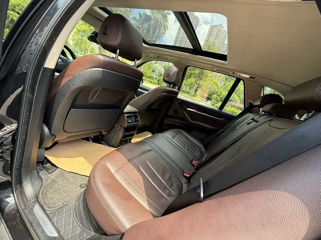 BMW X5 (Import) — миниатюра 8