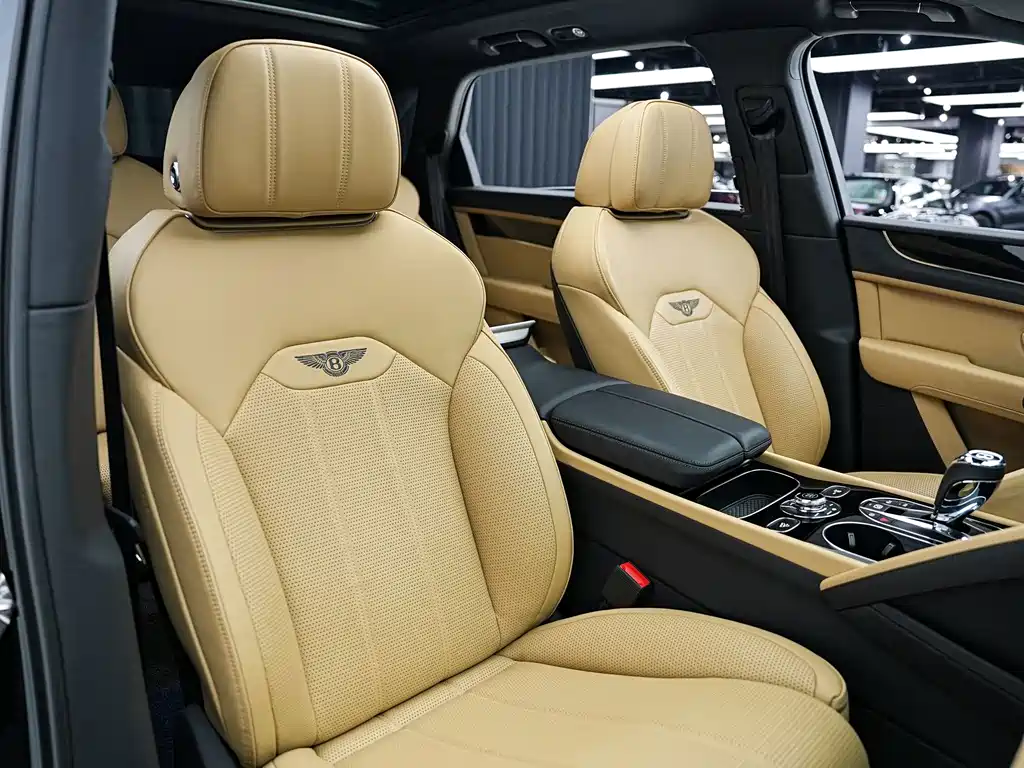 Bentley Bentayga — миниатюра 15