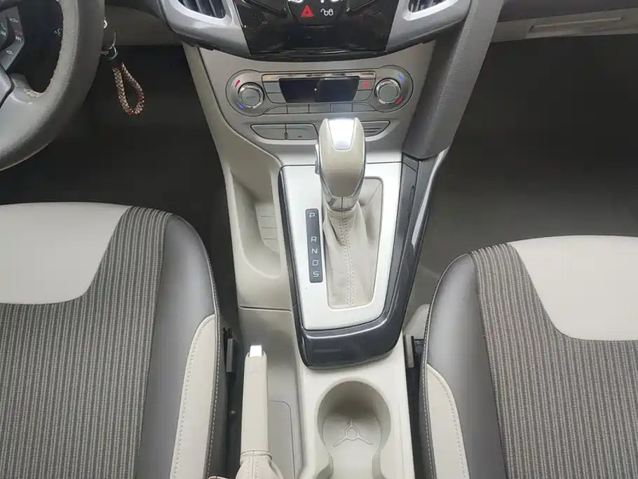 Ford Focus — миниатюра 16