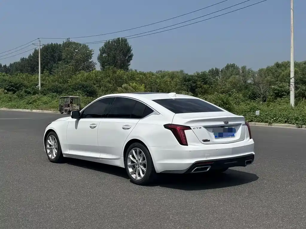 Cadillac CT5 — миниатюра 24