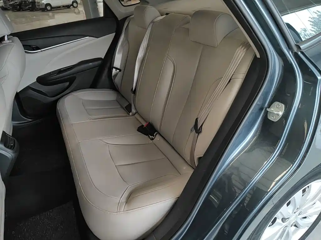 Buick Excelle — миниатюра 17