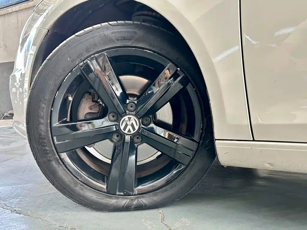 Volkswagen Eos — миниатюра 22