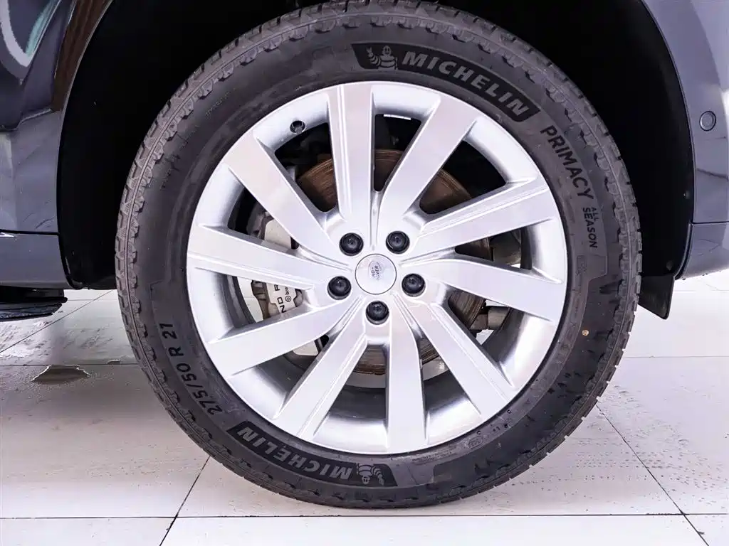 Land Rover Range Rover 2025 3.0 L6 400PS Long Wheelbase