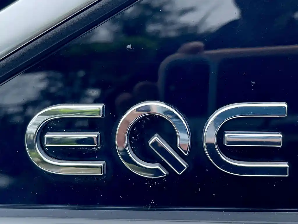 Mercedes-Benz EQE SUV — миниатюра 29