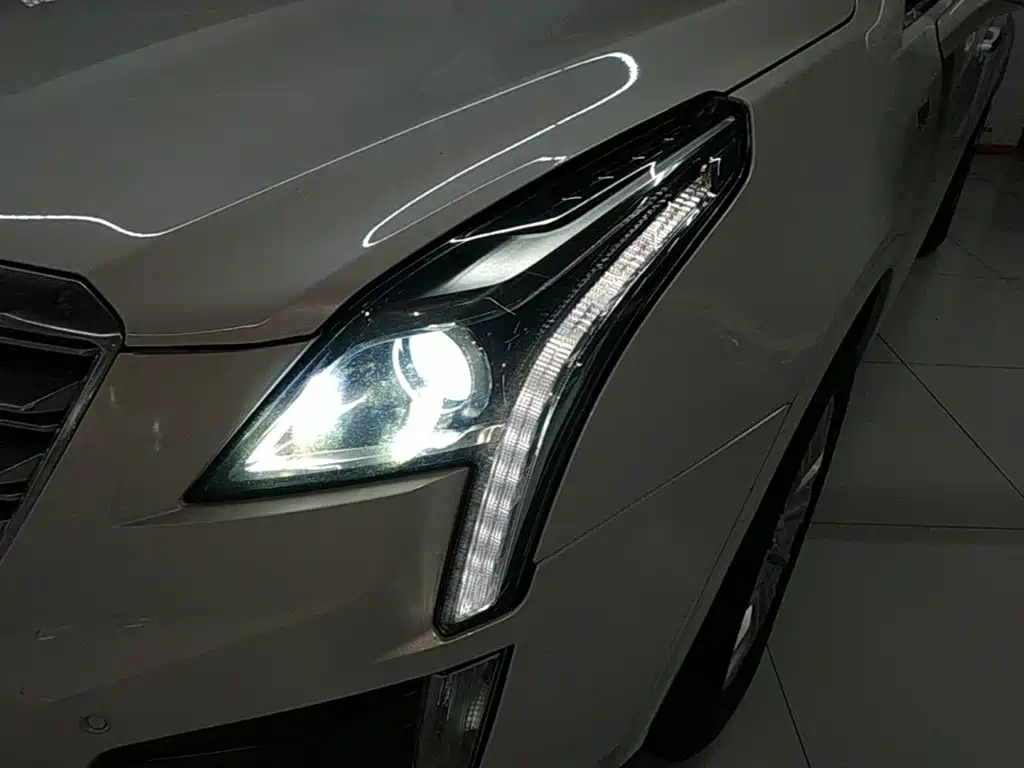 Cadillac XT5 — миниатюра 24