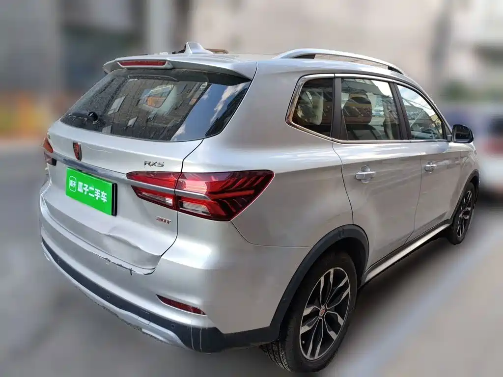 Roewe RX5 — миниатюра 4