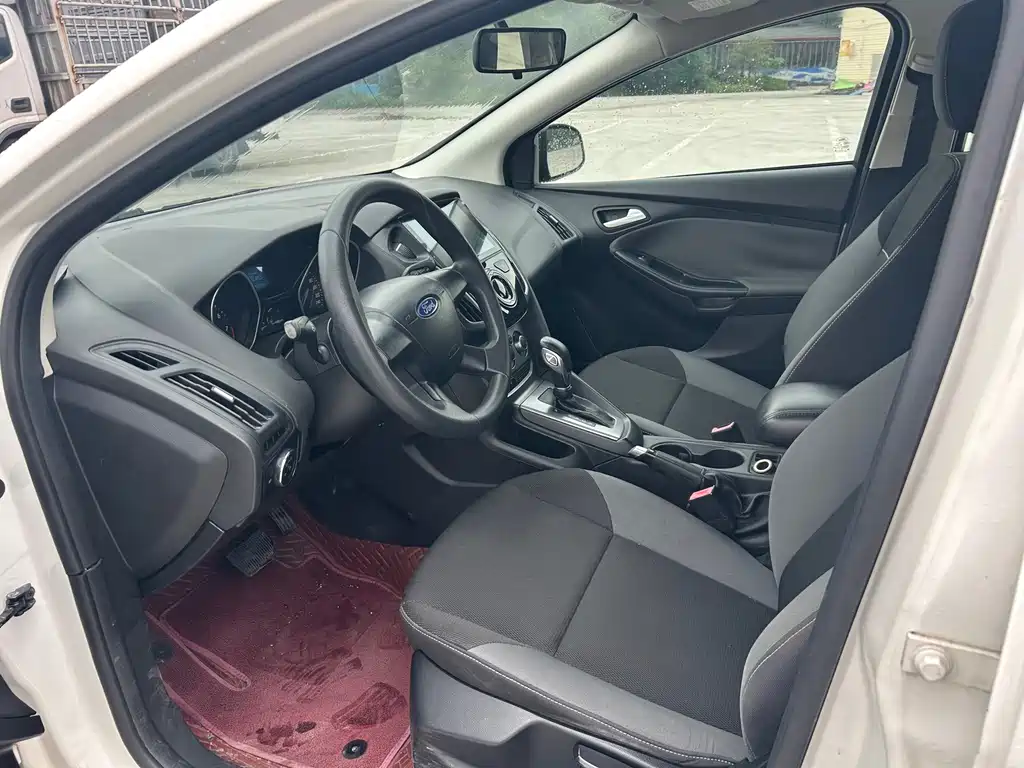 Ford Focus — миниатюра 8