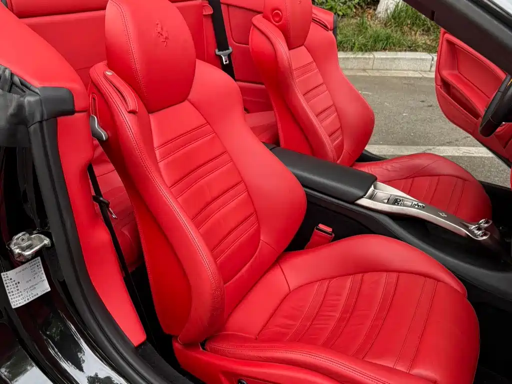 Ferrari California T 2009 4.3L