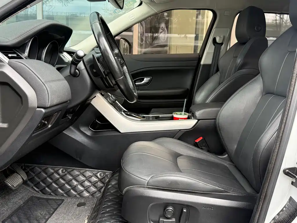 Land Rover Evoque — миниатюра 5