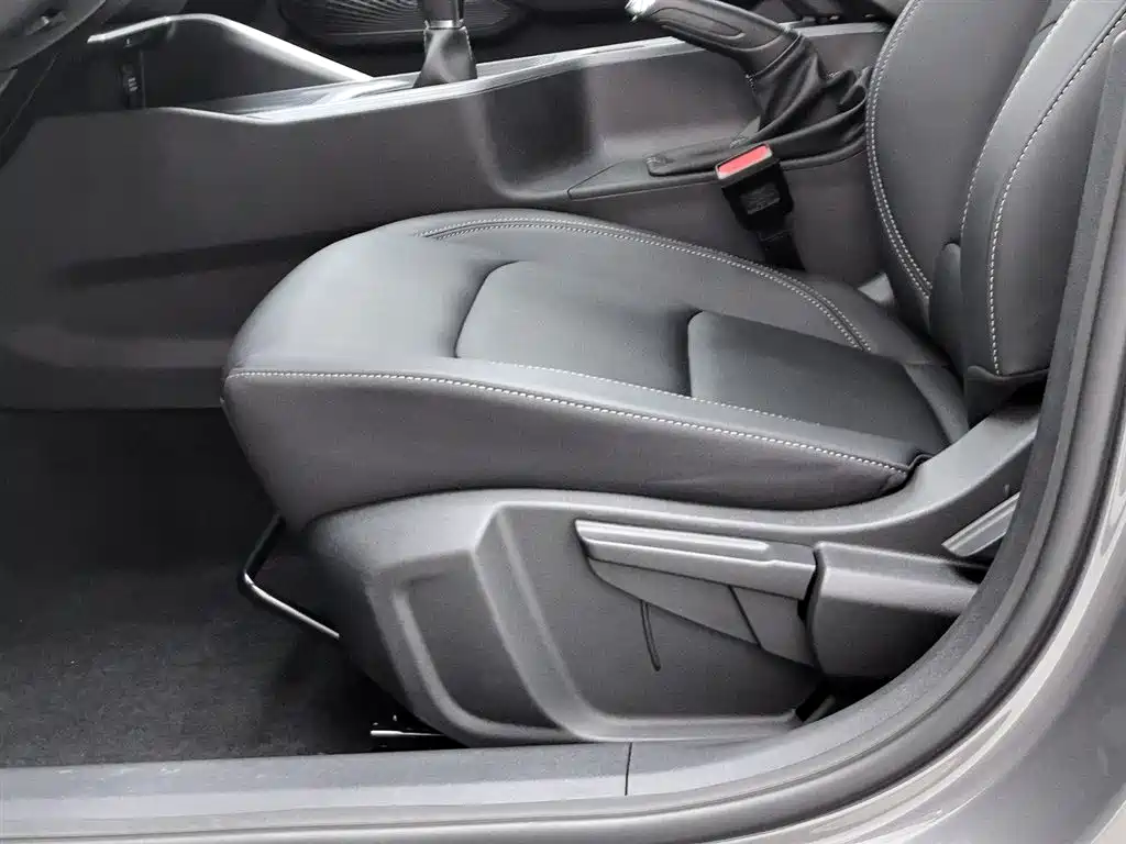 GEELY AUTOMOBILE EMGRAND