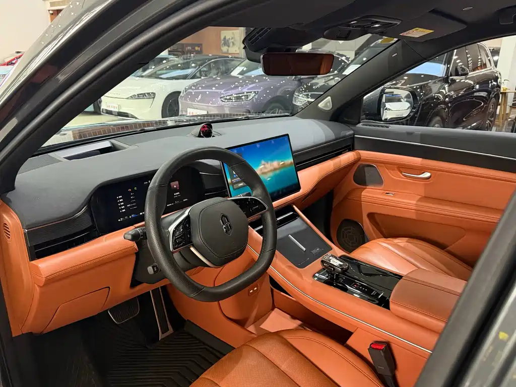 AITO ASK THE WORLD M7