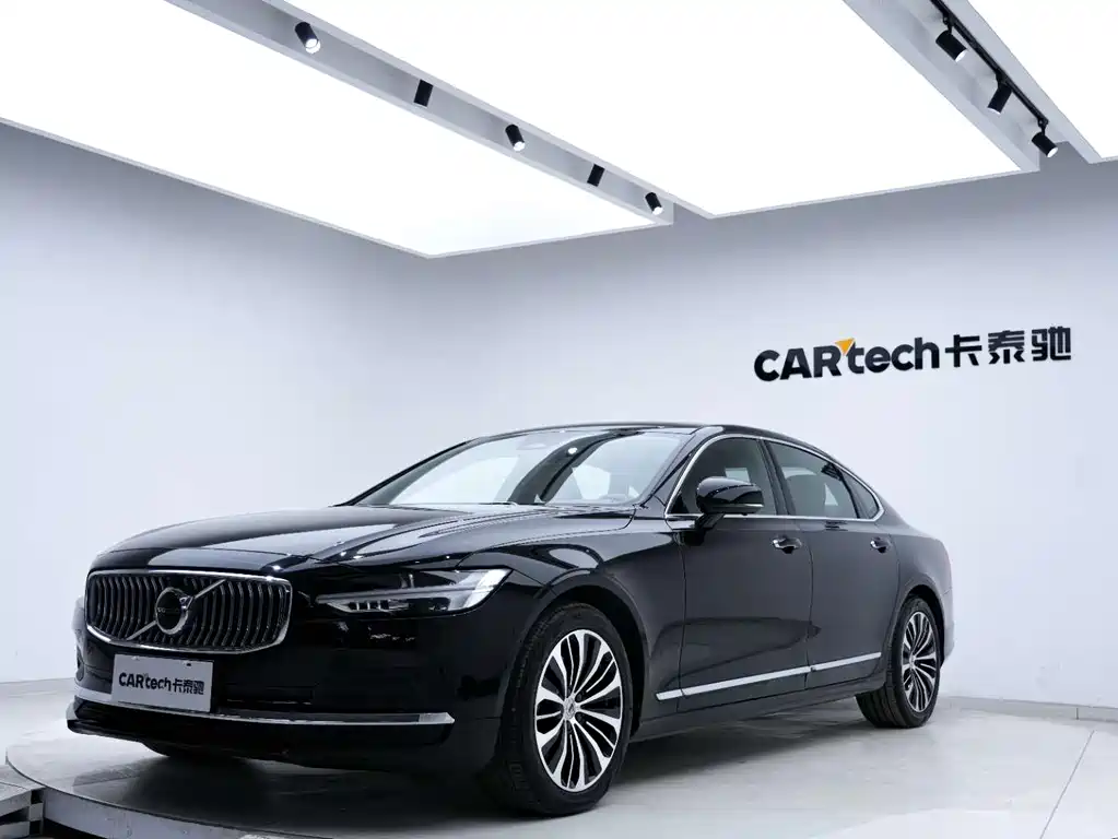 Volvo S90 2023 B5 Luxury