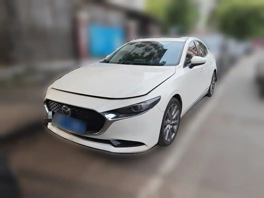 Mazda 3 Axela 2022