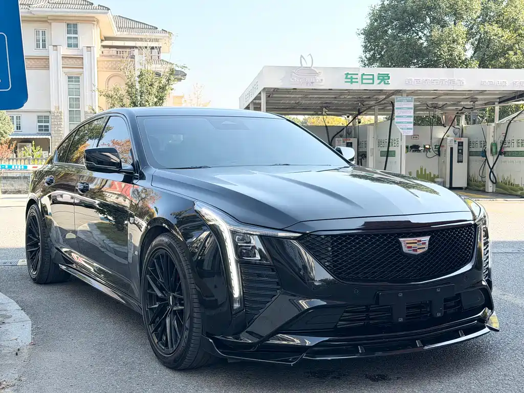 Cadillac CT5 — миниатюра 3