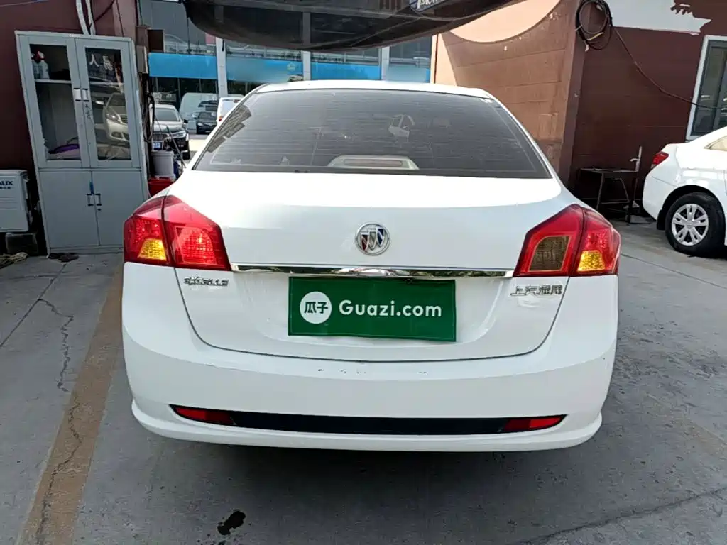 Buick Excelle — миниатюра 6