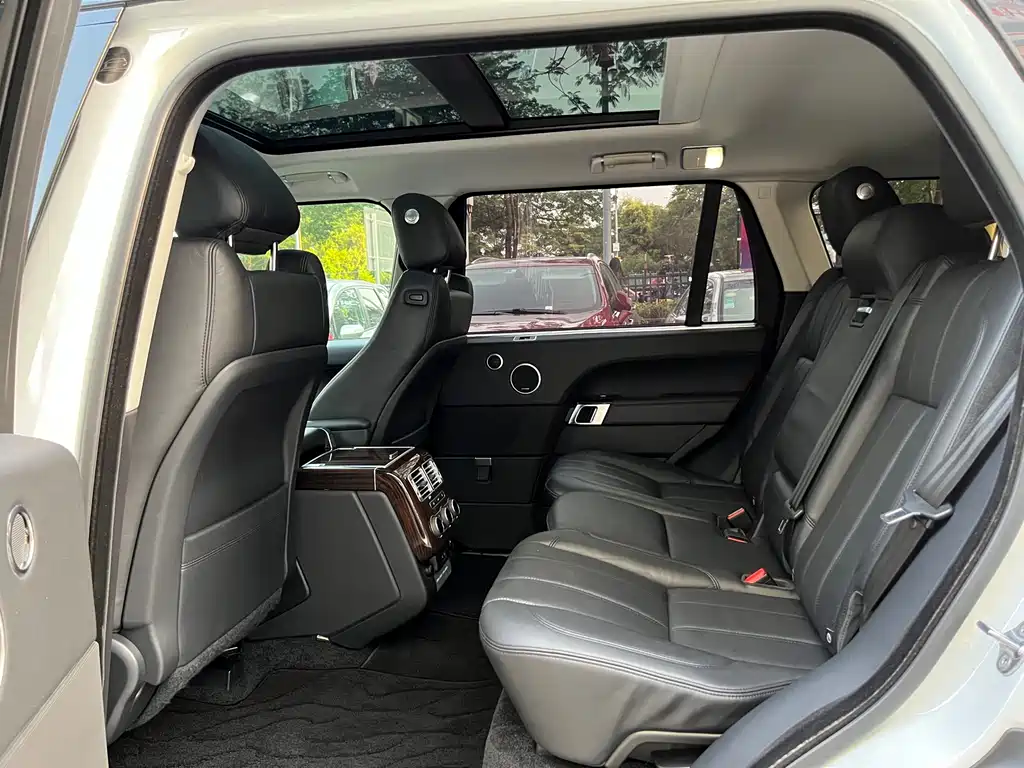 Land Rover Range Rover 2017 3.0 SC V6 Vogue Long Wheelbase