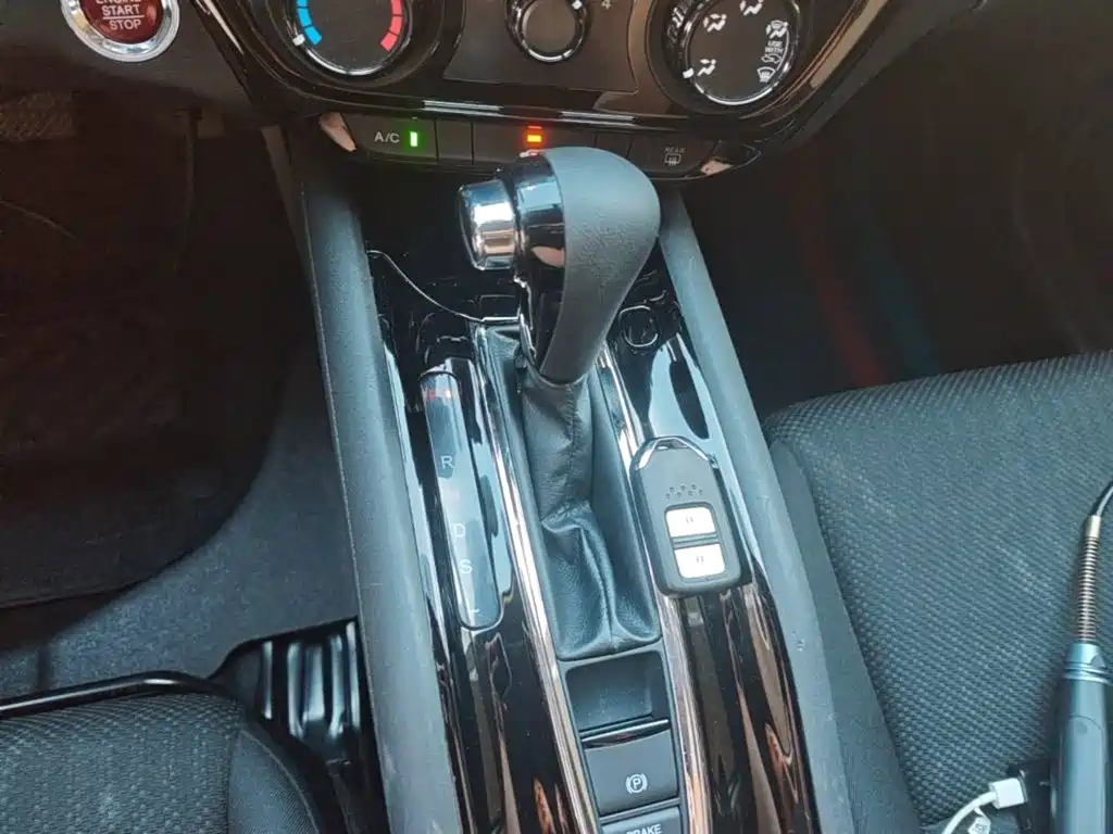 Honda Vezel — миниатюра 14