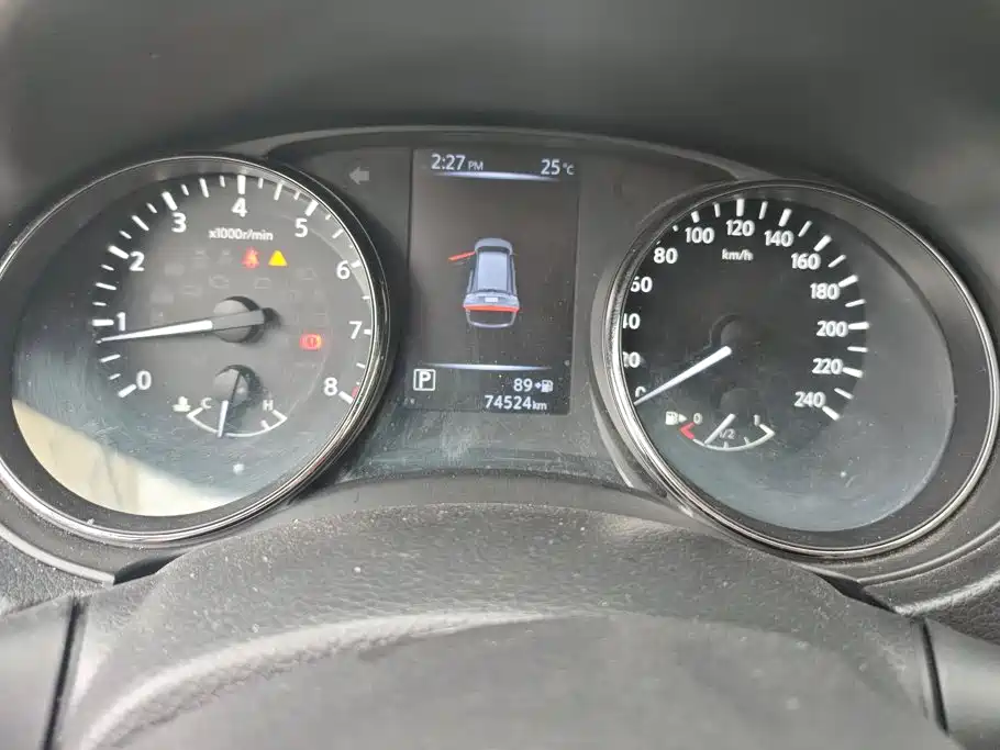 Nissan X-Trail — миниатюра 14
