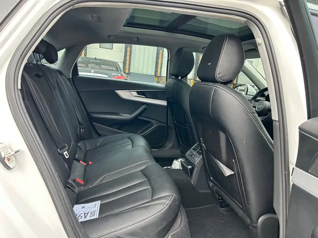 Audi A4L — миниатюра 5