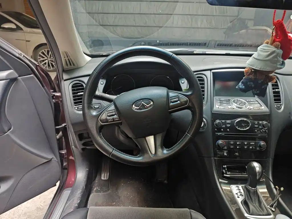 Infiniti QX50 — миниатюра 3
