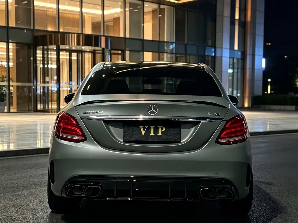 Mercedes-Benz C-Class — миниатюра 8